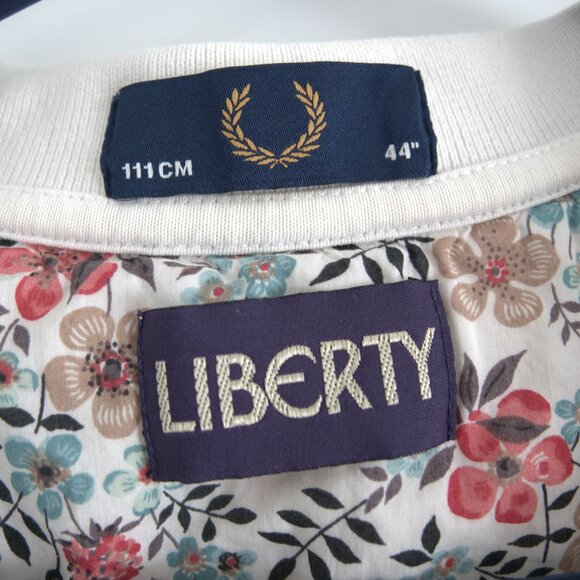 Fred Perry Polo (Custom Floral Collar) - Picture 3 of 3